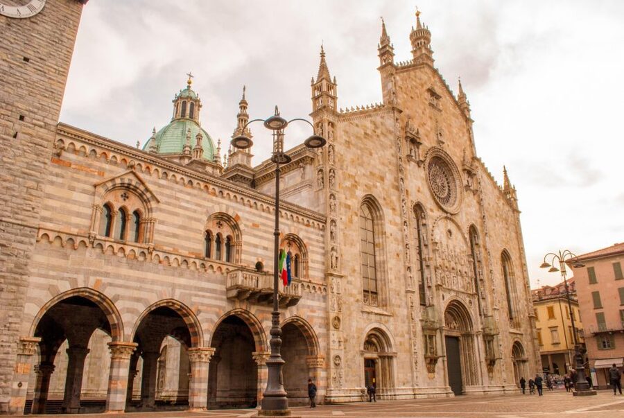 From Milan: Lake Como Cruise with Como Town & Bellagio Tour - Getting to Como from Milan, and why the bus timing matters