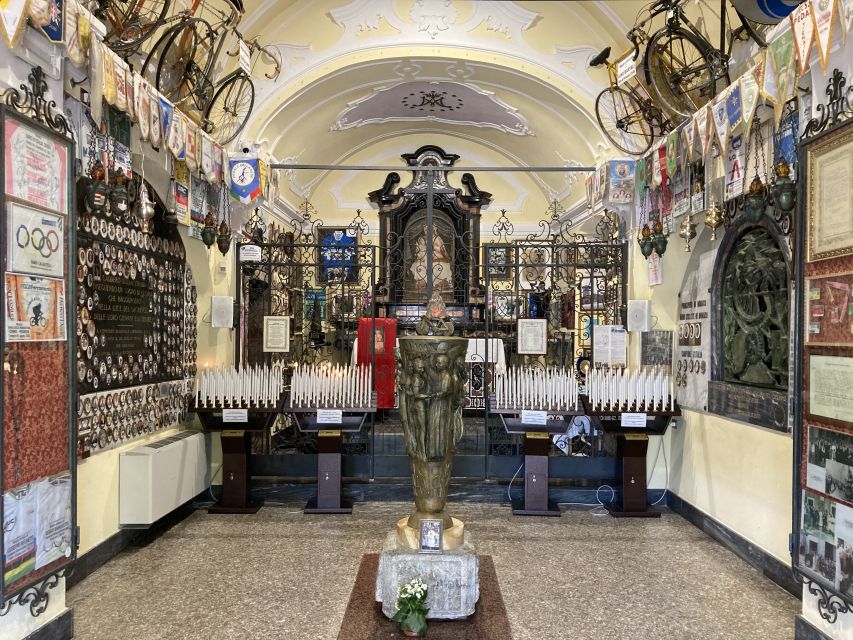From Milan: Lake Como Cruise with Como Town & Bellagio Tour - Walking through Como’s historic center: Duomo area, narrow lanes, and lake views