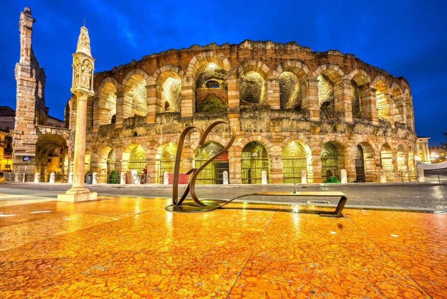 From Milan: Verona, Sirmione and Lake Garda with Boat Cruise - Getting to the Right Bus in Milan: Meeting Point and Timing