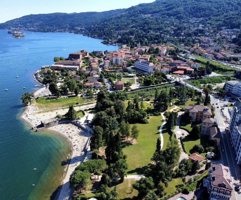 From Stresa: 2 Borromean Islands Hop-on Hop-off Boat Tour - The boat ride itself: modern speedboat timing and geolocated audio