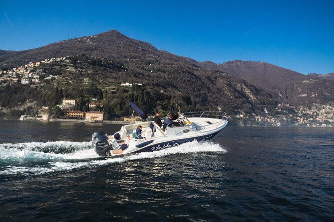 Glamour tour (3 H) speed boat stop in Bellagio - Bellagio from the water: the between-the-lakes feeling