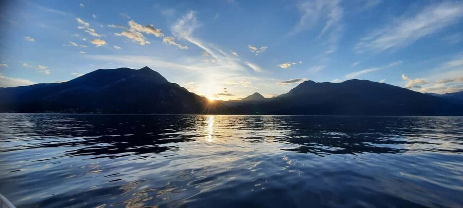 Grand Tour, on luxury speedboat at Lake Como - Tremezzina stops and the Villa Carlotta and Villa Melzi double feature