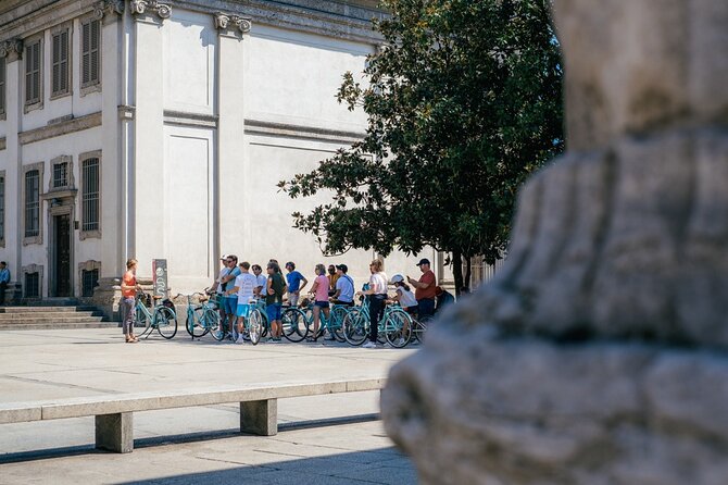 Highlights and hidden gems of Milan Bike Tour - Porta Nuova to Bosco Verticale: The Modern Milan Stretch