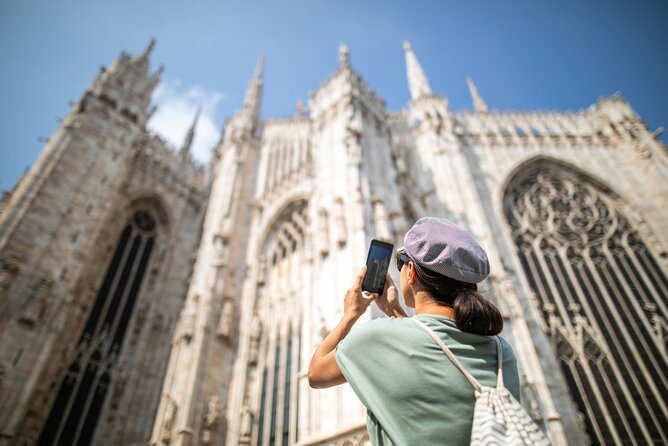 Highlights of Milano Private Walking Tour: Duomo, Castle & Gelato - Key points that matter