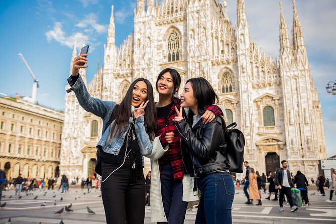 Highlights of Milano Private Walking Tour: Duomo, Castle & Gelato - Castello Sforzesco: starting with history you can actually walk through