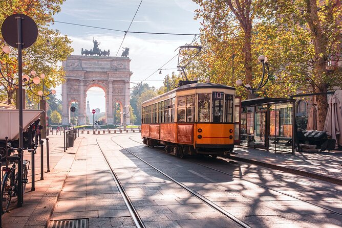 Highlights of Milano Private Walking Tour: Duomo, Castle & Gelato - Piazza Affari and the L.O.V.E. moment: Milan’s modern heartbeat