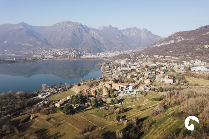 Horseback riding for experts between the lake and the mountains - The Farmhouse Break: Lunch, Local Drinks, and a Real Reset