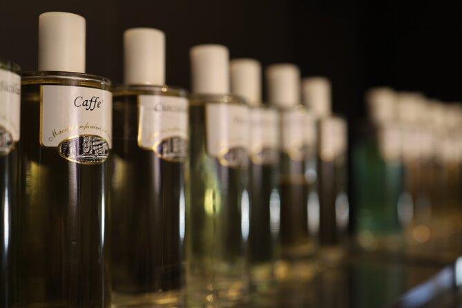 Italian Perfume Workshop in Milan - Creating your personalized perfume: layering that actually makes sense