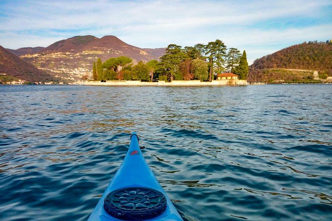 Kayak Trip to Monte Isola, on Iseo lake - The bath break and kayak games: when the trip turns playful