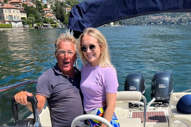 La Dolce Vita tour (2 H) Boat Eolo - From publishing families to a food-industry twist