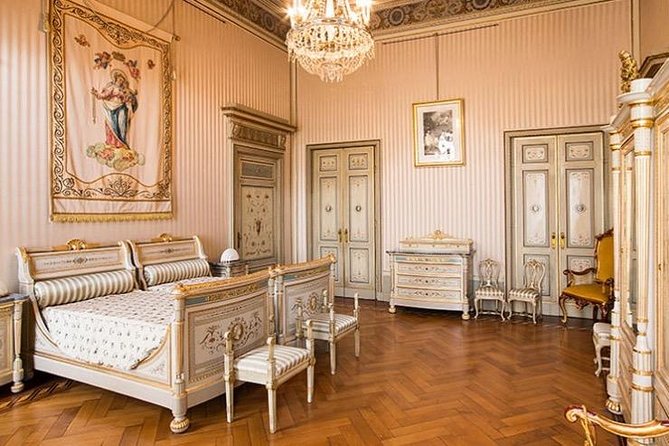 Lake Como and its villas tour - The Marquis Clerici mansion: neoclassical art and period furniture