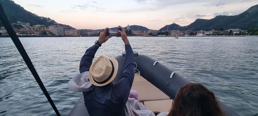 Lake Como: Aperitivo Cruise with Prosecco at Sunset - Snacks, music, and the onboard vibe (the part people remember)