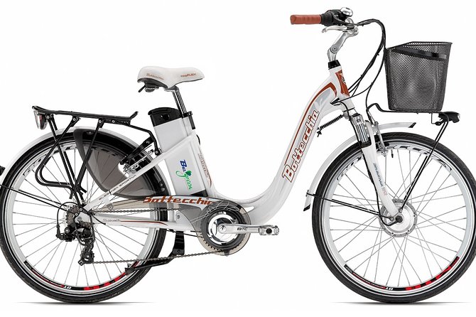 Lake Como: eBike City Tour Guided by an iPad and a Tour Leader - Price and value: what you get for around $97