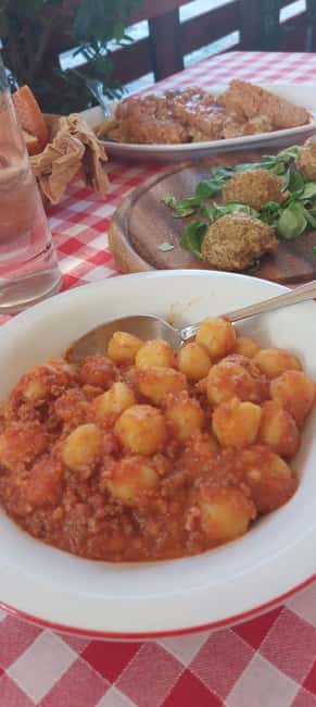 Lake Como: Food Walking Tour - Coffee, espresso, and getting your bearings for the rest of Como