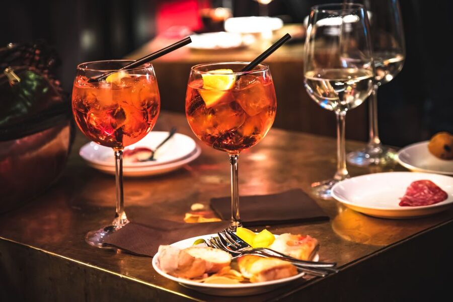Lake Como: Food Walking Tour - Wine tasting that feels like a Como lesson, not a lecture