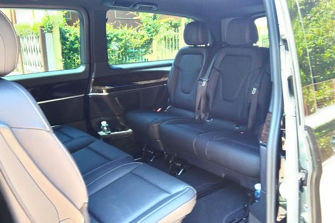 Lake Como-Private Transfer Como-Cernobbio-Moltrasio-Laglio to MXP - Airport drop-off at Milano Malpensa (MXP): what to expect