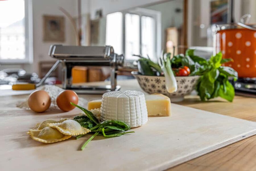 Lake Como: Ravioli Cooking Class with Wine - Meet Your Hosts: Expect Warm Guidance, Not Pretend Hospitality