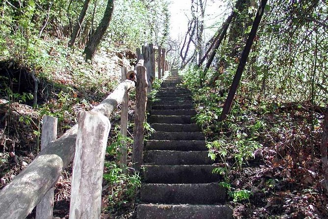 Lake Como Rebels: Adventure day in Spina Verde Regional Park - The Wartime Escape Stories Between Switzerland and Italy