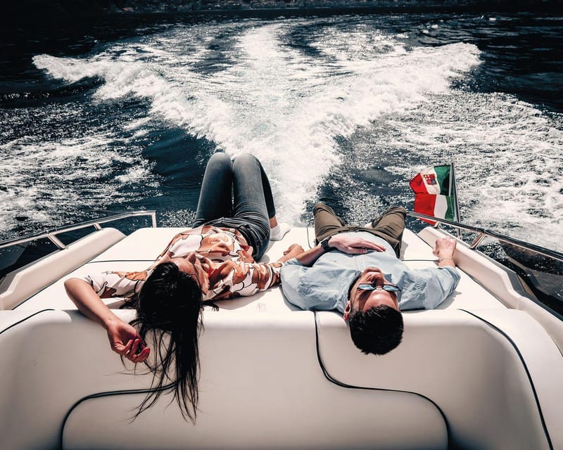 Lake Como: Scenic Private Boat Tour through the Best Villas - The 2-Hour Version, Wine at Villa Pliniana, and the Clooney Area