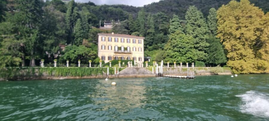 Lake Como: Shared Boat Tour with Prosecco Aperitif - Mosaic Park, Villa Versace, Villa Pizzo, and the village feel of Torno and Blevio