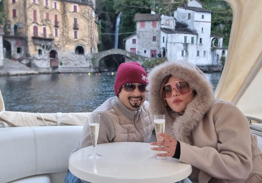 Lake Como: Shared or Private 2 Hours Boat Tour with Aperitif - Villa Oleandra and the Clooney connection, plus stops for d’Este and Erba