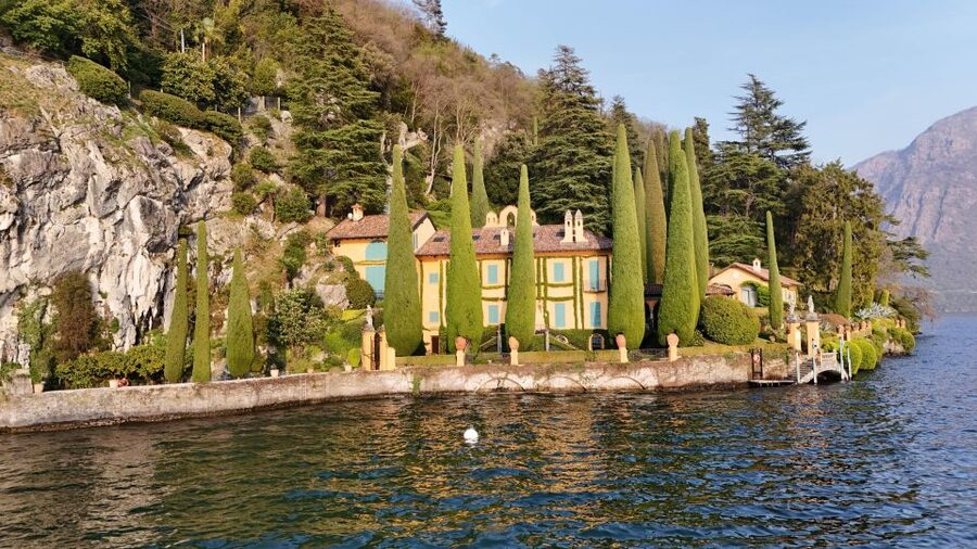 Lake Como: Shared or Private 3 Hours Boat Tour with Aperitif - Moltrasio, Laglio, Brienno, and Isola Comacina: Real Lake Mood