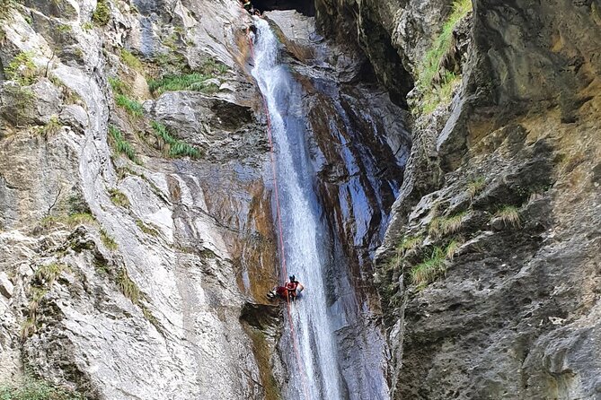 Level 1 Canyoning: Vione torrent with canyoning guide - Price and value for a 4-hour Lake Garda canyoning session