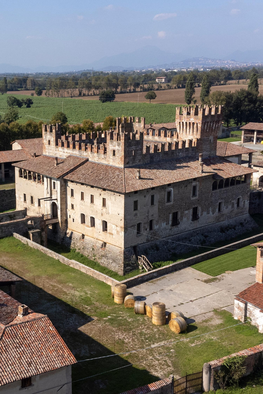 Malpaga Castle guided tour - Key highlights you will remember