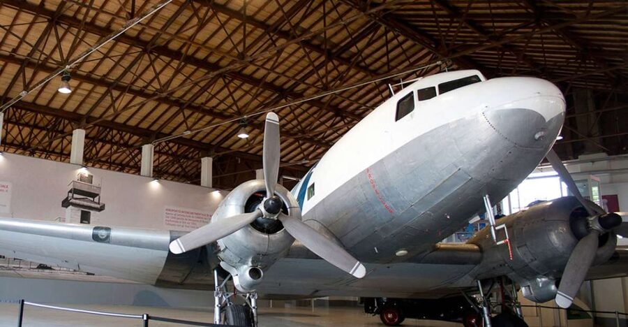 Malpensa: Volandia Park and Flight Museum Entry Ticket - Flight simulators and the planetarium show