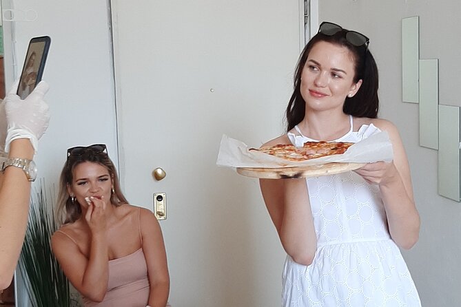 Mamma Mia! Authentic Italian Pizza Making Class - Arriving at Viale Certosa: A Milan Class That Feels Personal