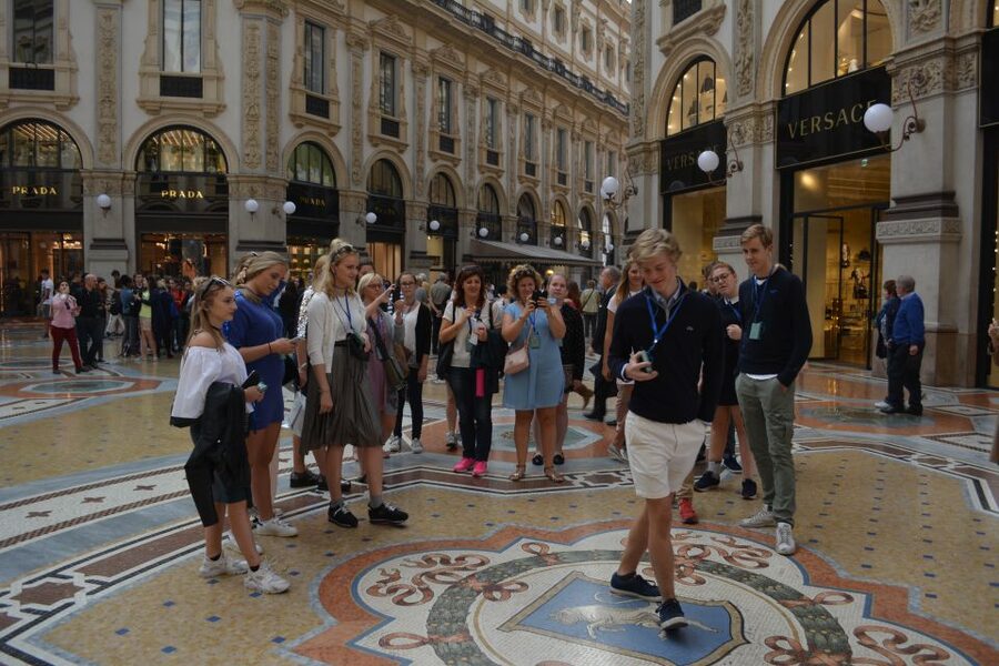 Milan: 2.5-Hour City Tour by Tram - Crossing Milan by Tram No. 1, Shopping Streets and the Brera to Cordusio Walk