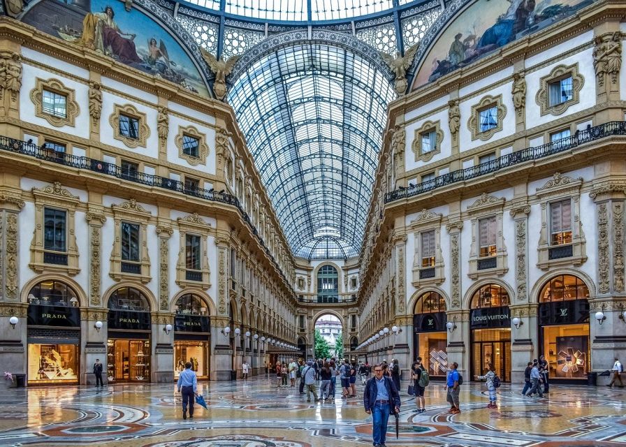 Milan: Best of the Highlights Walking Tour - Scala Opera House Area and the Temple of Opera Moment