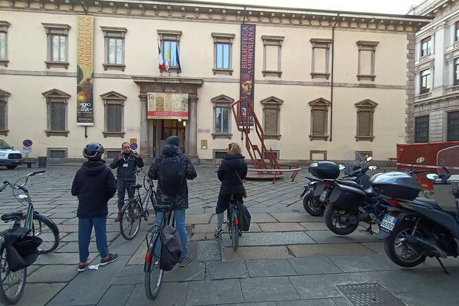 Milan: Bicycle Tour Live Tourist Guide 3 hours and half - Castello Sforzesco: why the castle is a Milan symbol