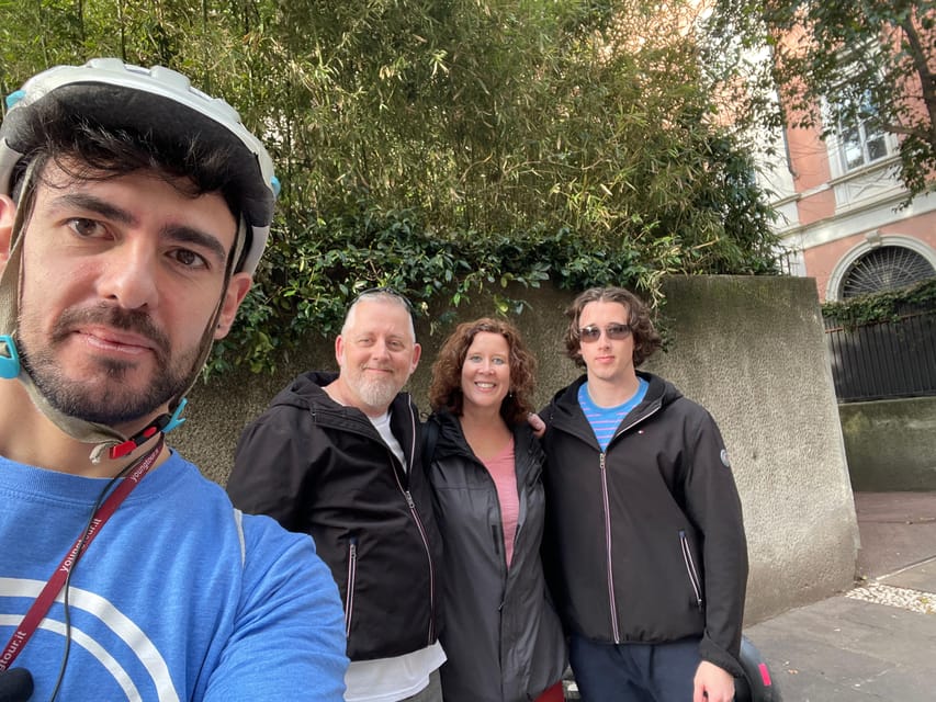 Milan: City Highlights Bike Tour - Brera, Monumental Cemetery, and Chinatown: more Milan per mile