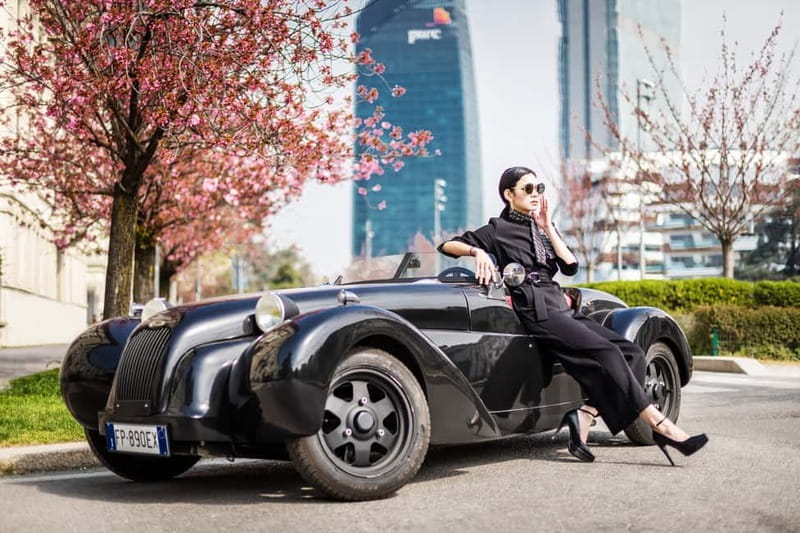 Milan: City Highlights Private Tour by Vintage Car - Why A Vintage Car Tour Works So Well in Milan