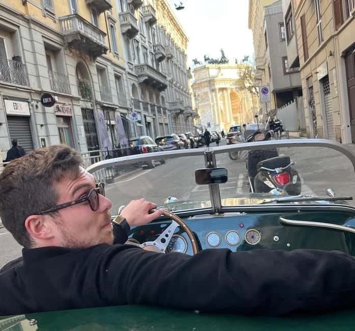 Milan: City Highlights Private Tour by Vintage Car - Starting at Princi and Piazza Venticinque Aprile