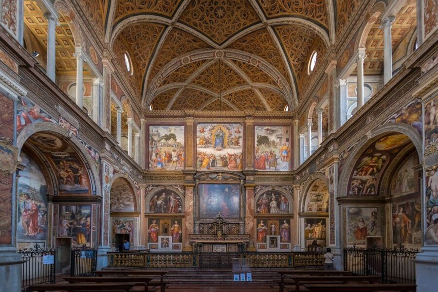 Milan: City Highlights Walking Tour with The Last Supper - Walking through Sforza Castle courtyards without getting lost