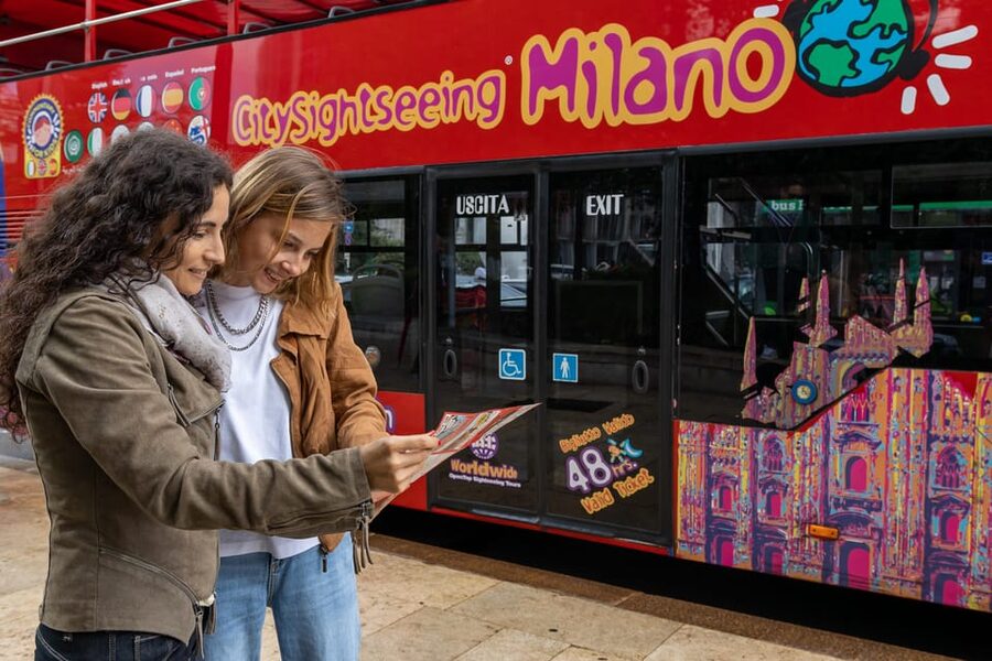 Milan: City Sightseeing Hop-On Hop-Off Bus with Audio Guide - Line C: from Castello out to Stadio San Siro and Parco Sempione