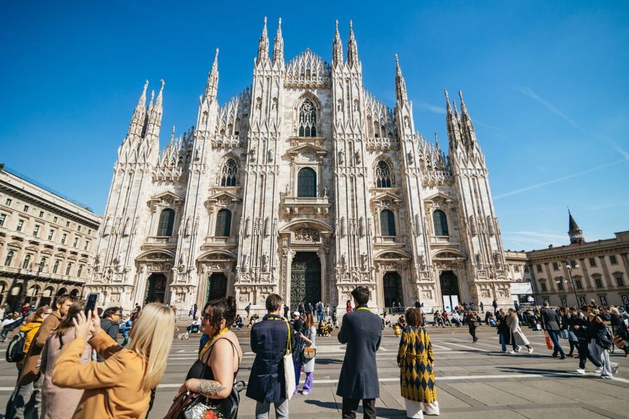 Milan: Da Vinci's Last Supper and Guided Walking Tour - Skip-the-line starts at Santa Maria delle Grazie