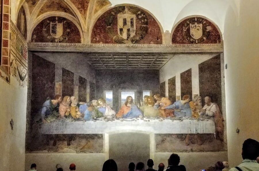 Milan: Da Vinci's Last Supper and Guided Walking Tour - Sforza Castle: Milan turns medieval fast
