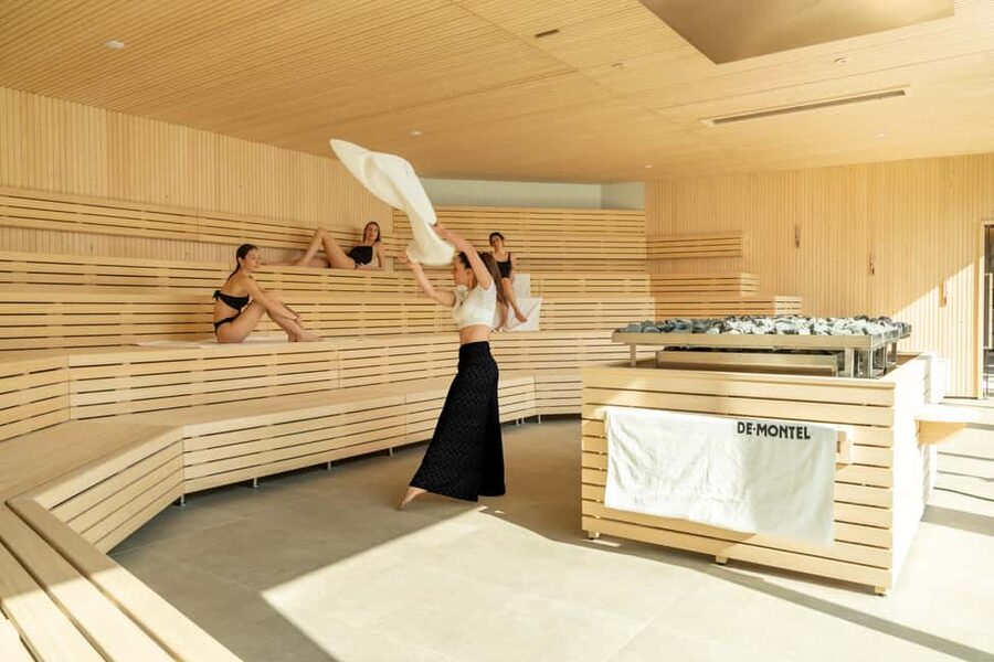 Milan: De Montel Thermal Park Entry Ticket - The spa vibe: cleanliness, friendly staff, and good value
