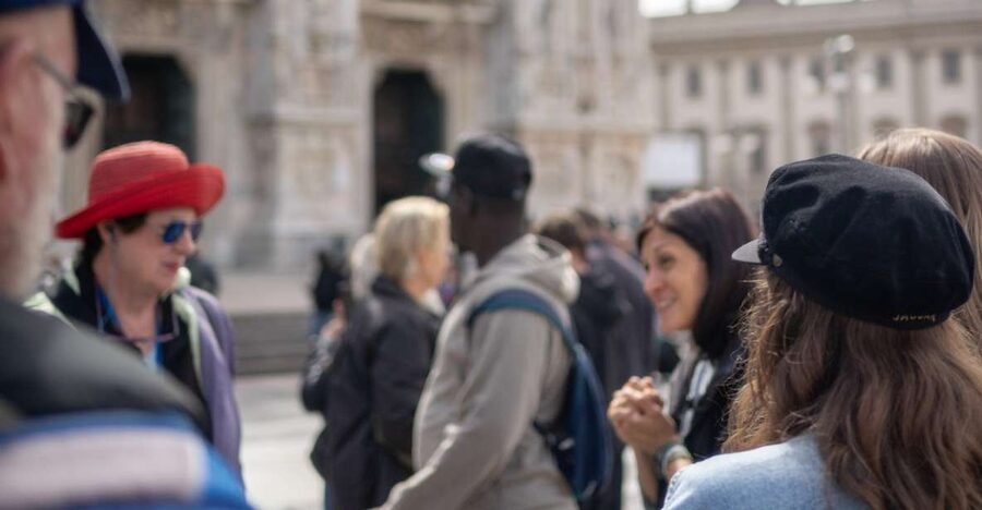 Milan: Duomo Cathedral and its Terraces guided Tour - Where this tour starts, and how to find it fast
