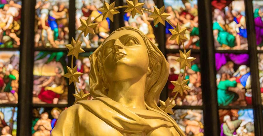 Milan Duomo Cathedral Tour - Where to Meet at Mondadori Megastore, and How the 61 Minutes Flow