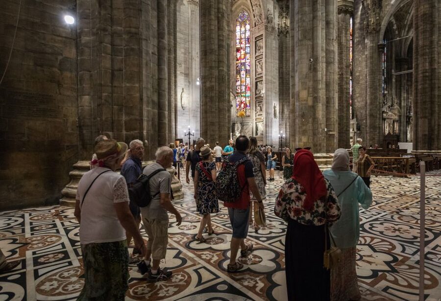 Milan Duomo Cathedral Tour - Price, Small-Group Feel, and Headphones for a 1-Hour Visit