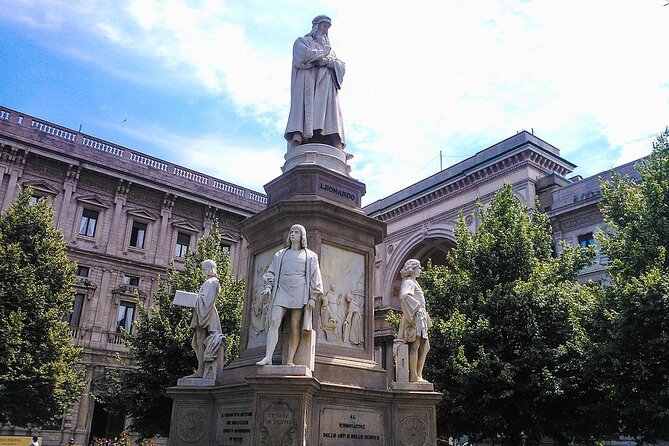 Milan Duomo, Sforza Castle and Pieta Guided Tour with Tickets - Timing Reality Check: Timed Tickets, Quick Entry Windows, and Staying Flexible
