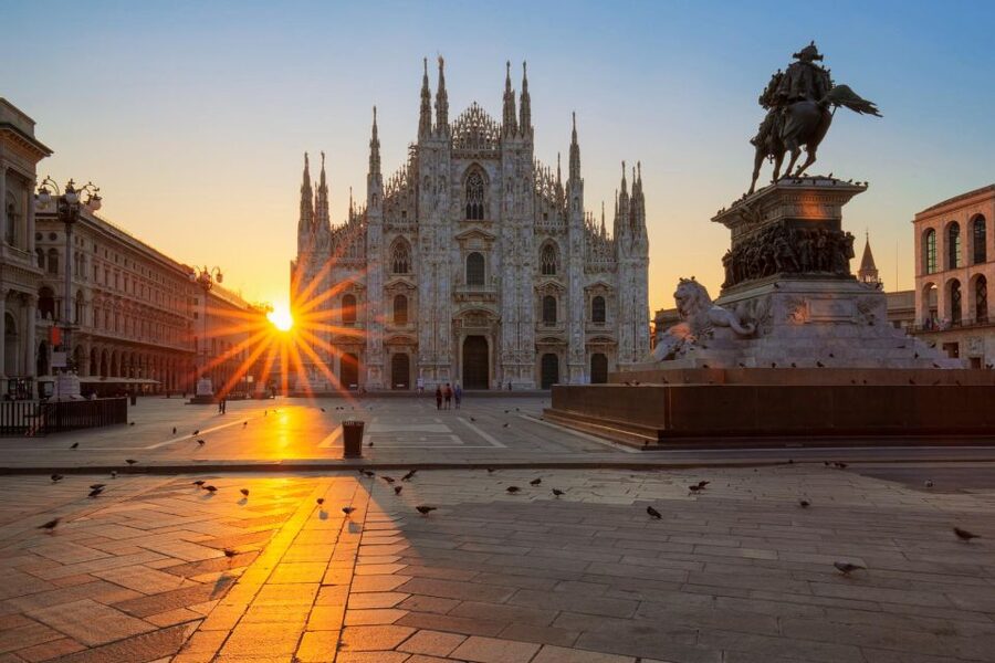 Milan: Express Walk with a Local in 90 minutes - Key things that make this Milan express walk worth it