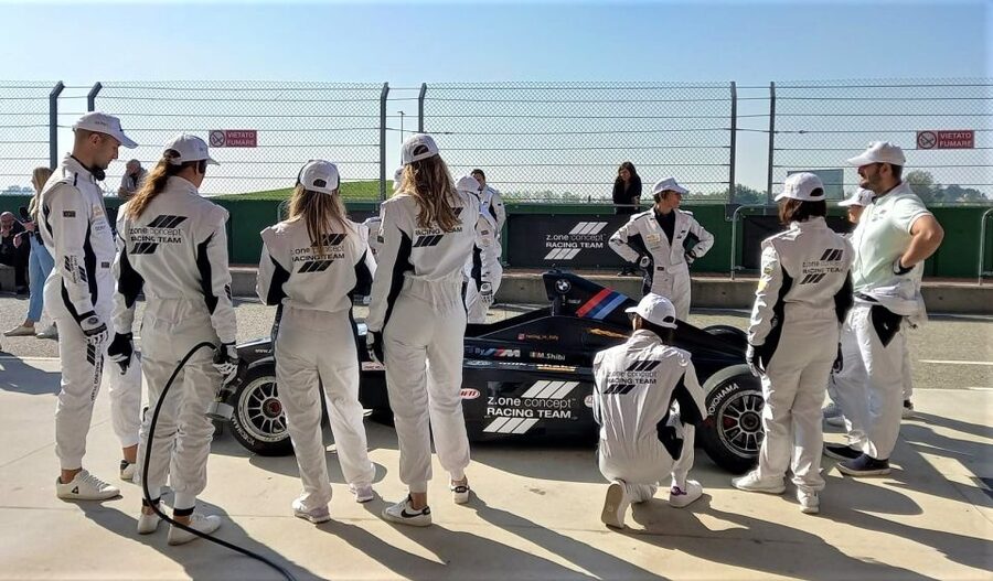 Milan: Formula BMW & Ferrari Race Course Driving Experience - What You Actually Drive: Ferrari 458, plus 15 Laps in a Formula 4 Type BMW FB02