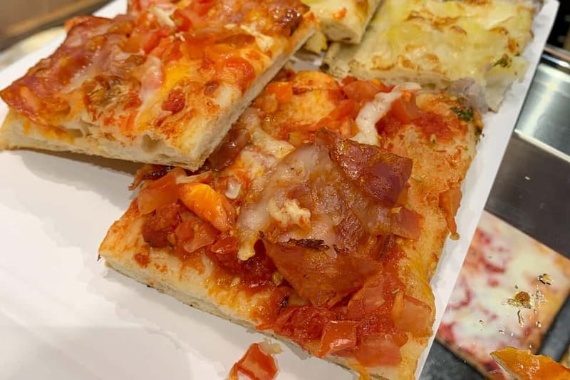 Milan: Guided Food Tour with Tastings - Thin-crust pizza, street-style favorites, and the reason guides matter