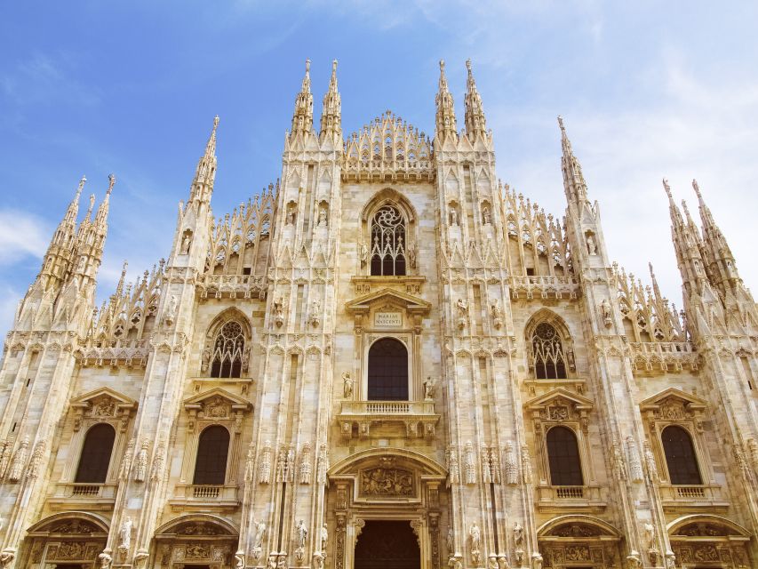 Milan: Guided Walking Tour with Last Supper Skip-the-Line - La Scala area, the Galleria Vittorio Emanuele II, and Milan’s refined sidewalk life