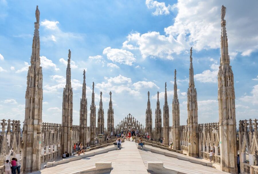 Milan: Highlights Guided Tour and Duomo Priority Access Tour - Teatro alla Scala and the Galleria Vittorio Emanuele II